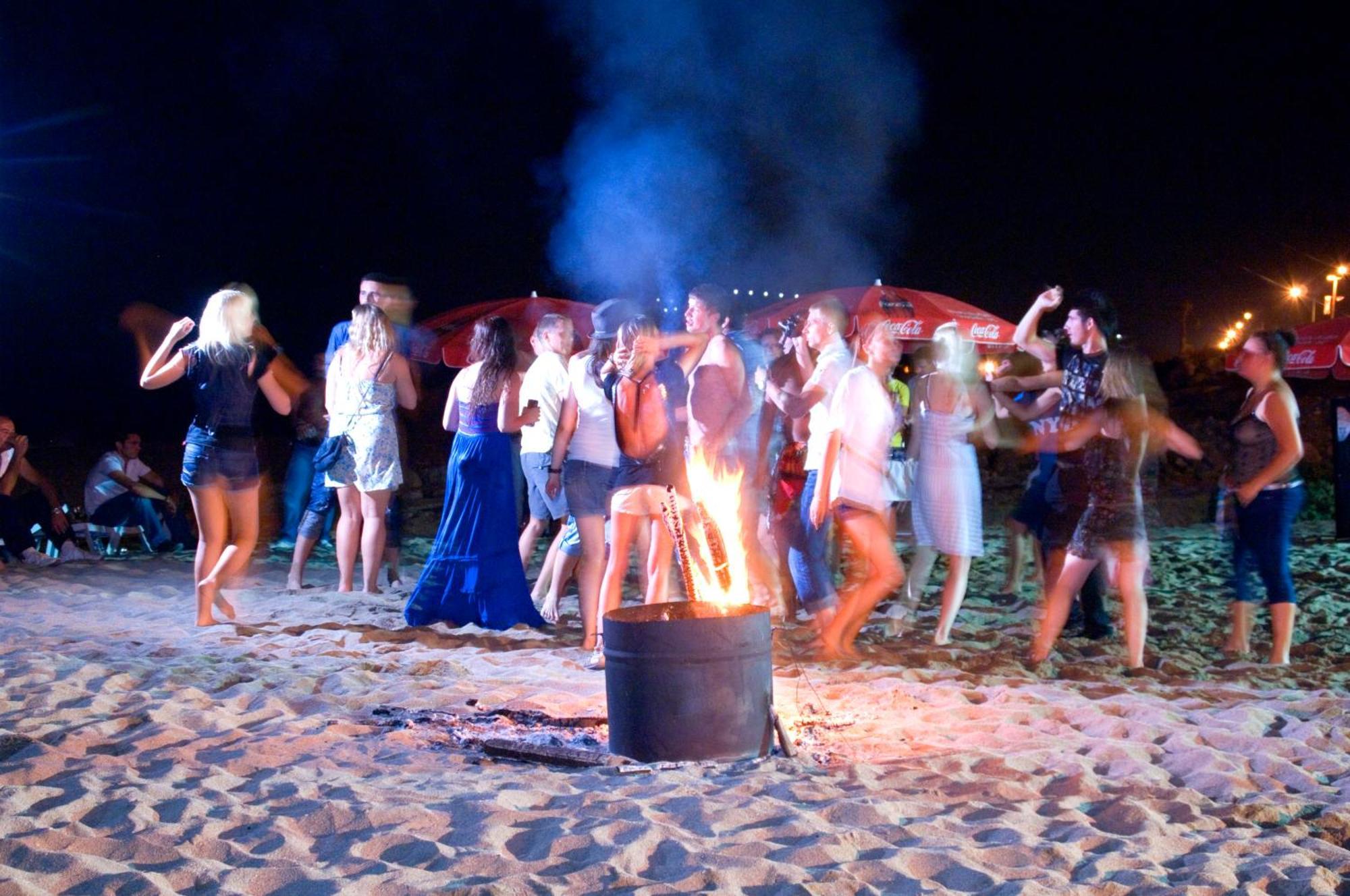 Beach Club Doganay Hotel Konaklı Esterno foto