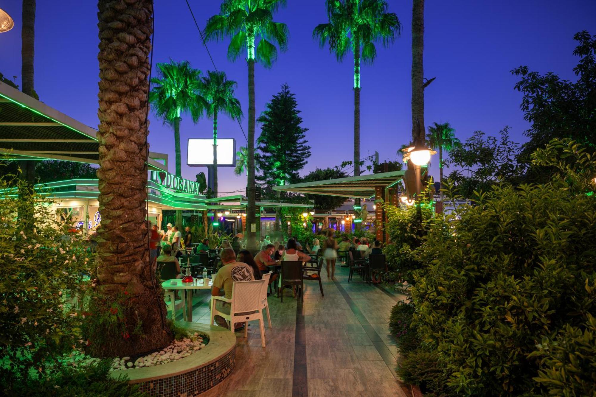 Beach Club Doganay Hotel Konaklı Esterno foto