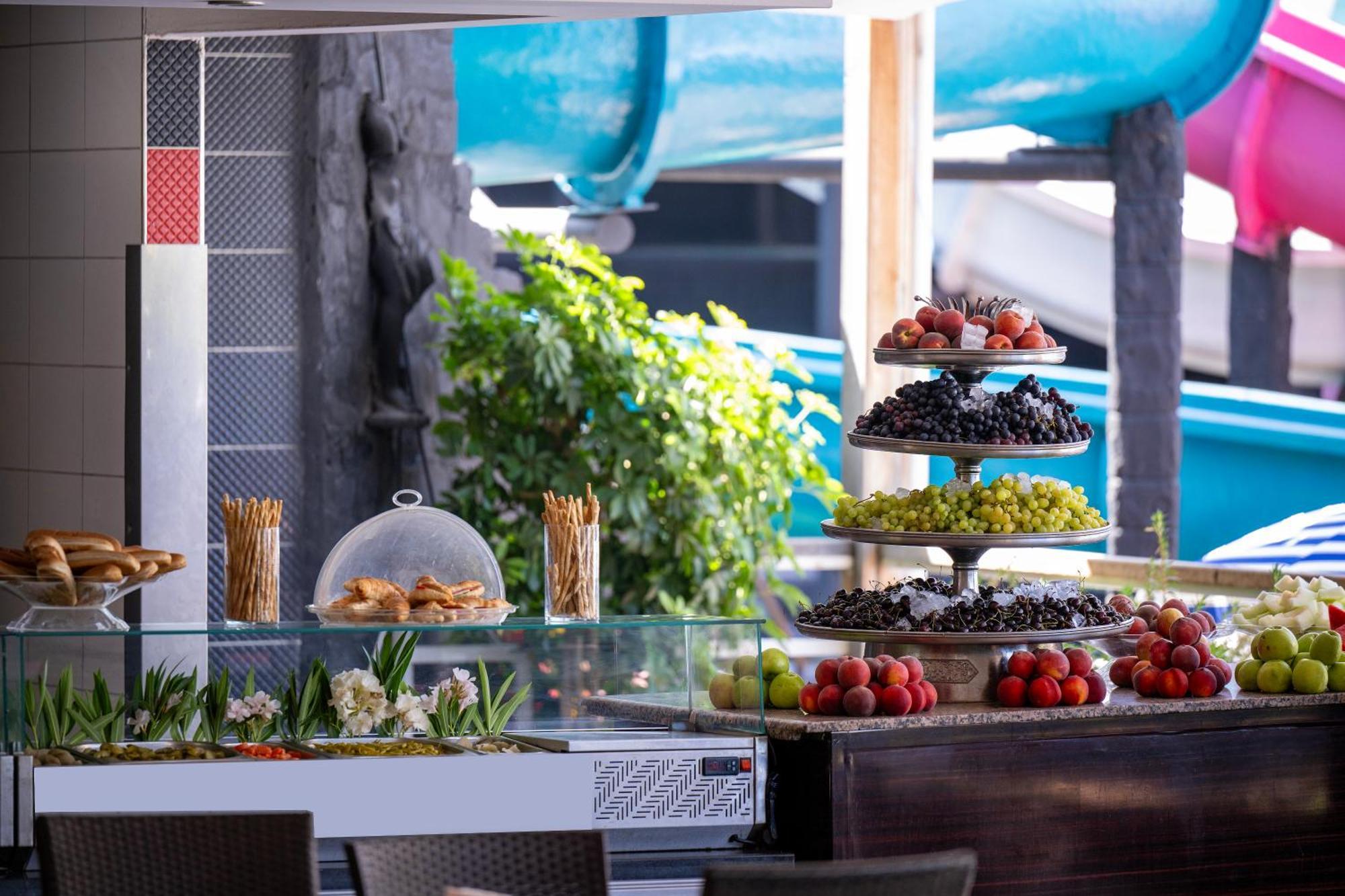 Beach Club Doganay Hotel Konaklı Esterno foto